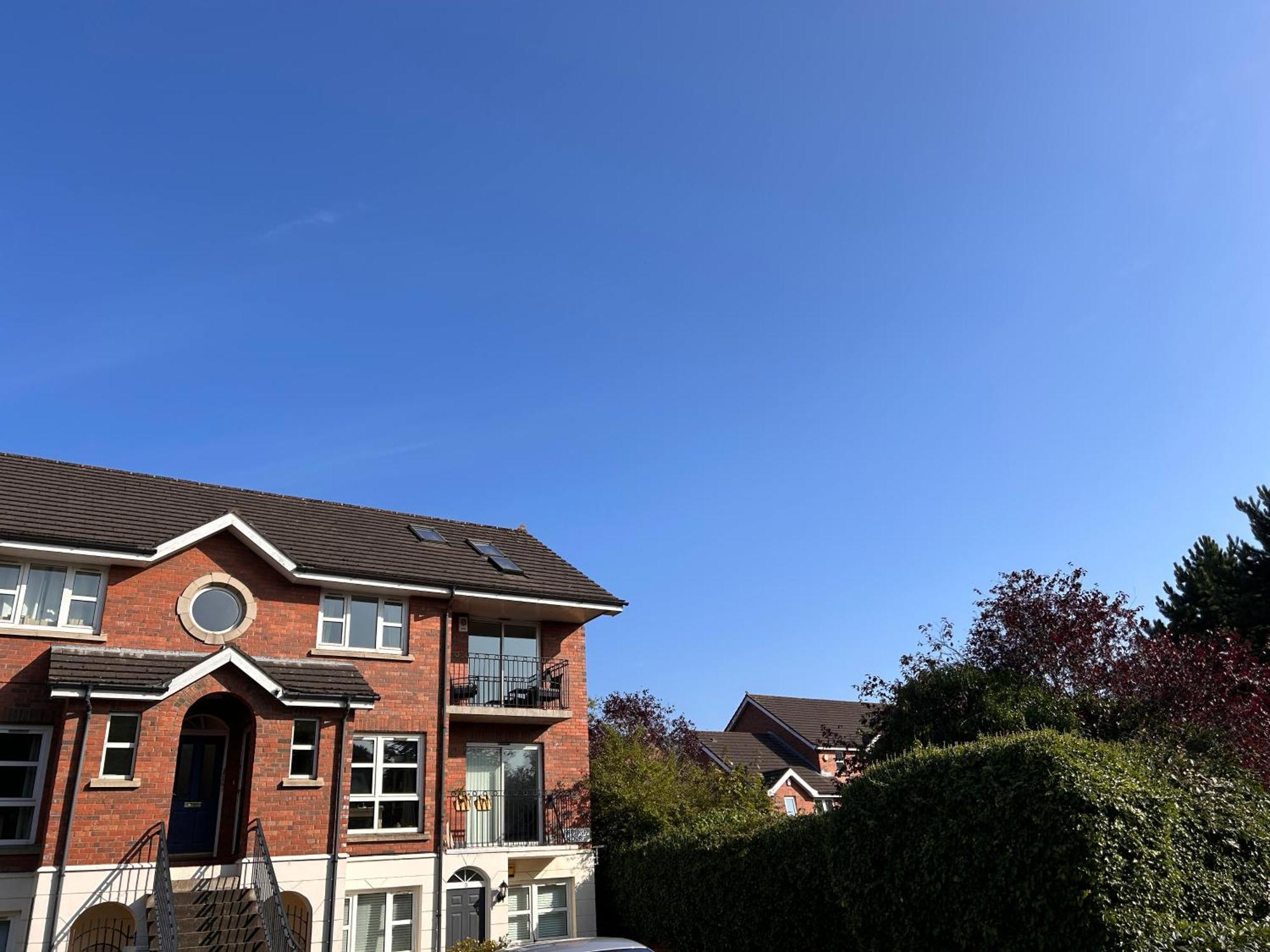 Belfast - Relax & Unwind In Our Skyline Retreat - 3 Bedroom Apartment With Parking Extérieur photo